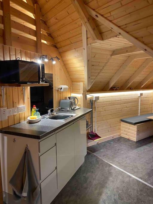 High Quality Cabin With Views Of Ben Nevis Banavie Экстерьер фото